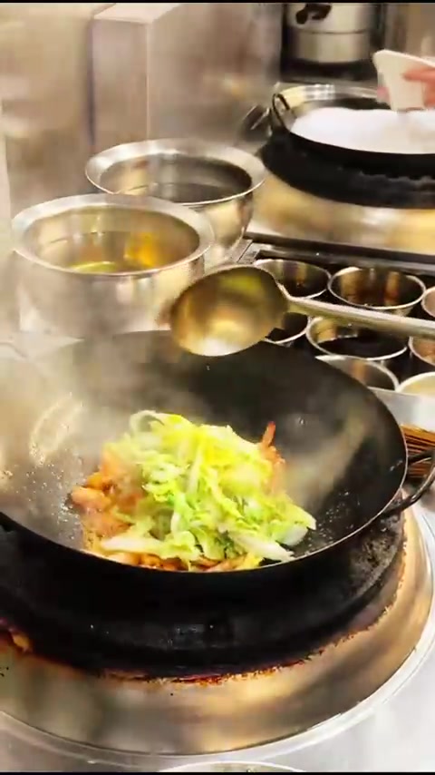 胶东大虾炒白菜详细视频教程！