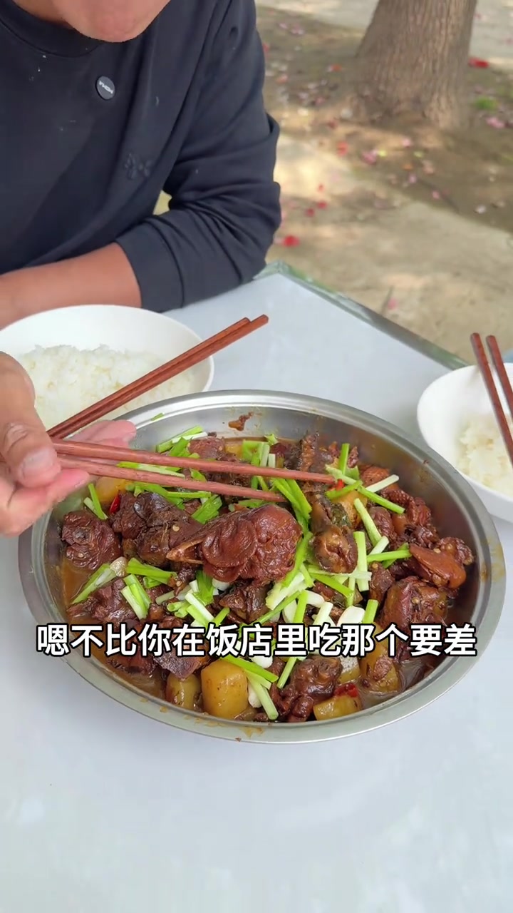 正宗枣庄辣子鸡，现炒现发鸡肉鲜香临沂