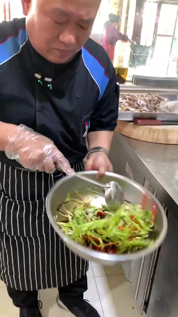 羊肉汤馆必备菜品-老虎菜,酸甜可口,美得很