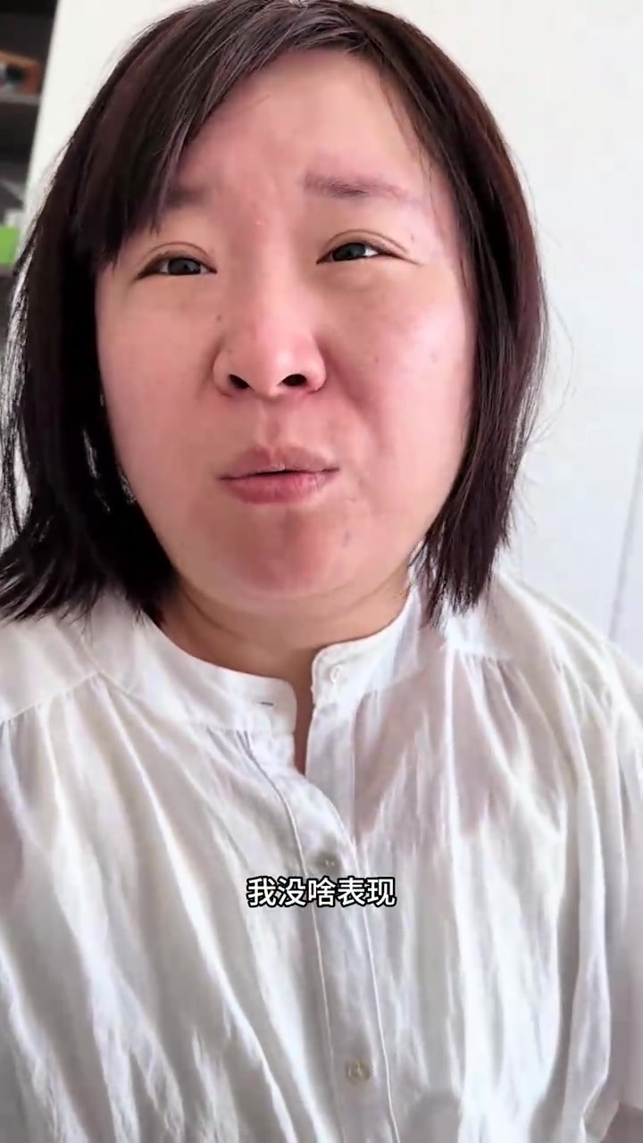 小朔好像得了鹅口疮