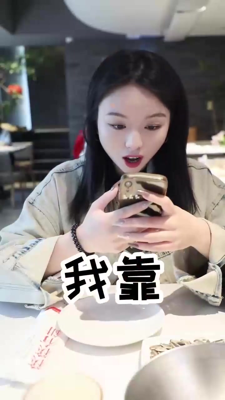 夏天到喽,小龙虾吃起来!