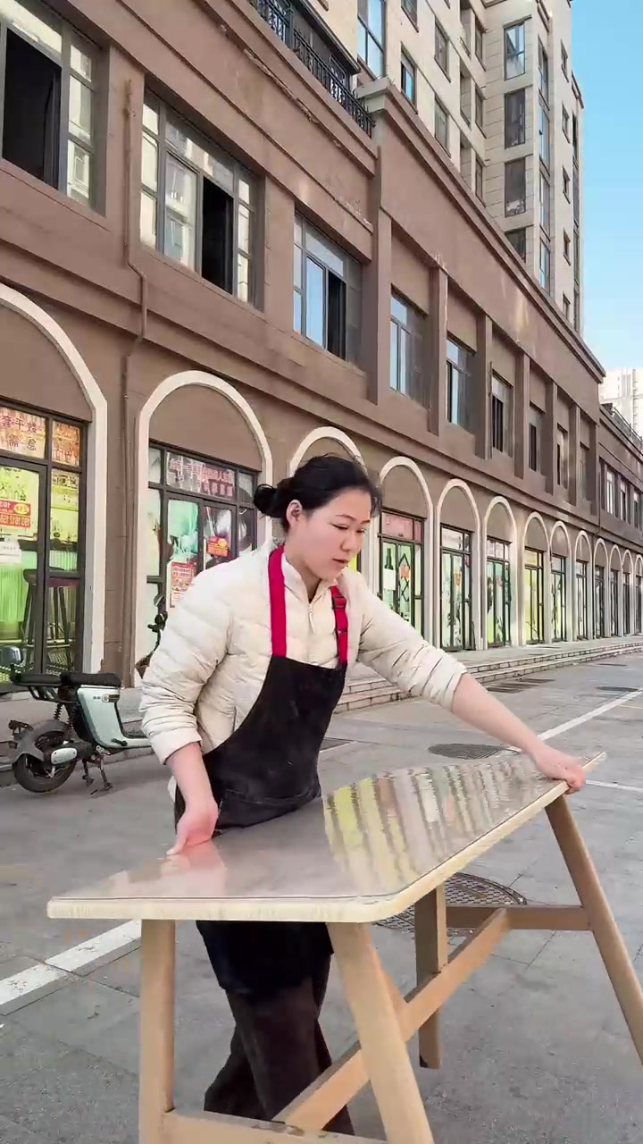 摆摊卖包子馒头,比男人还男人!我全能!