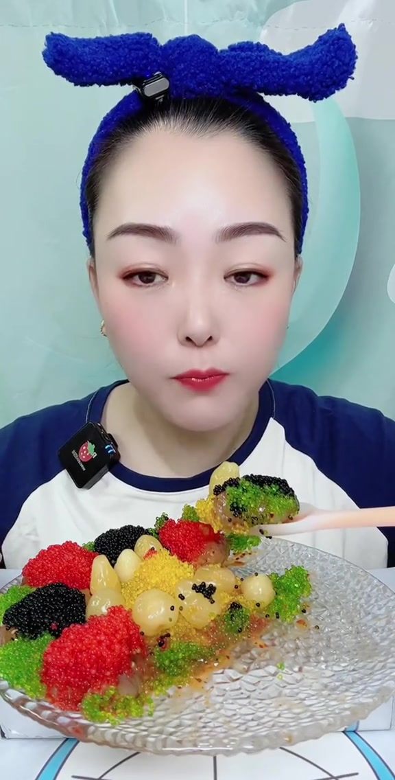 鱼籽虾仁,太香了,嘎嘎好吃