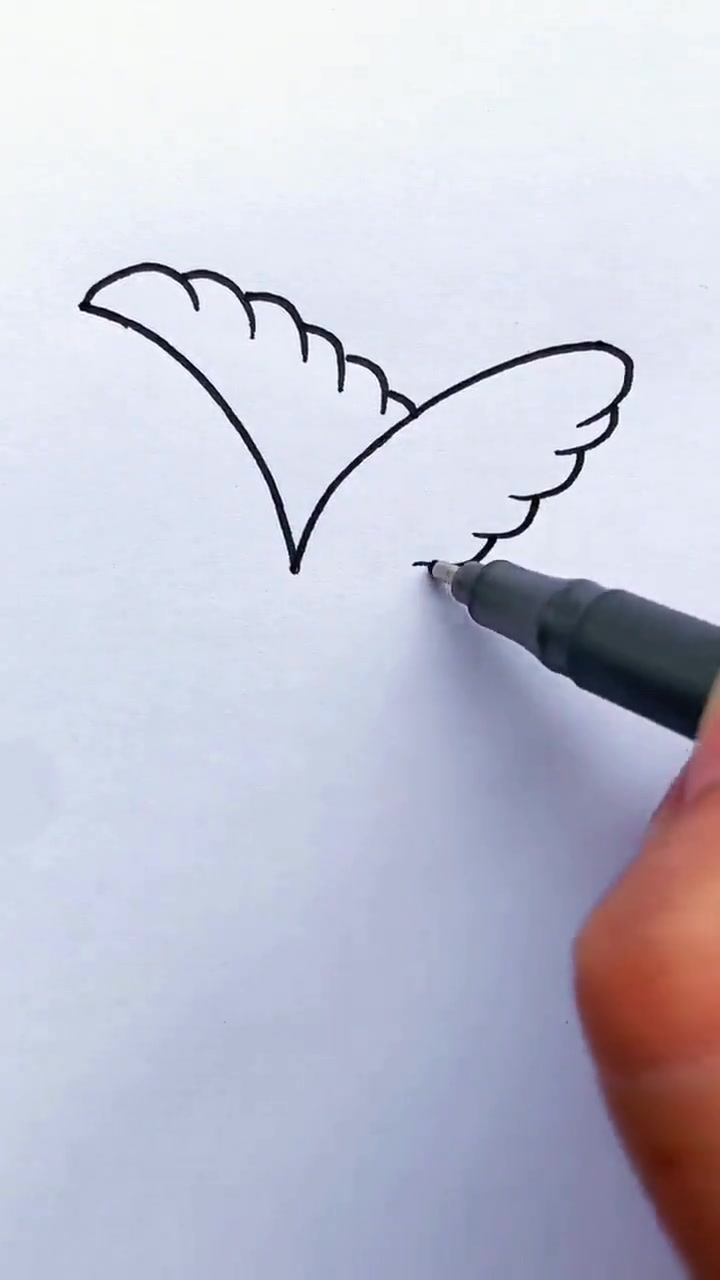 用简笔画教孩子画可爱飞翔的小鸟