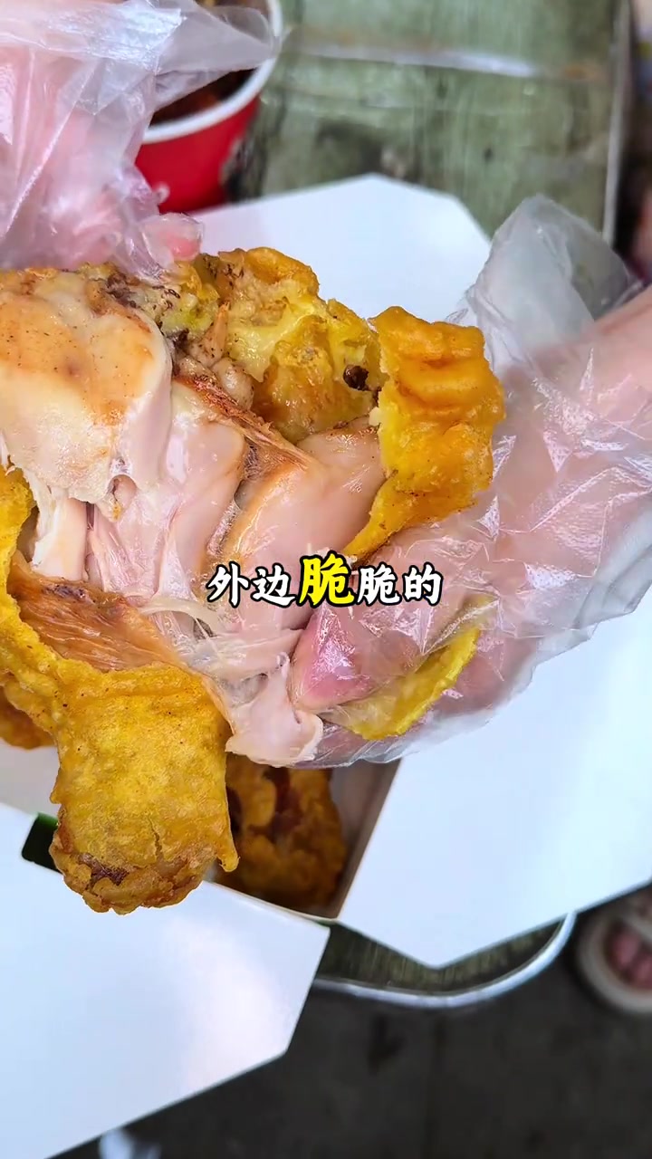 惠济大学城英才街新店，6.9元一斤柠檬爆汁鸡锁骨