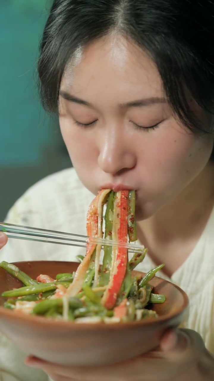 芥末籽无筋豆蟹柳沙拉，解馋又好做
