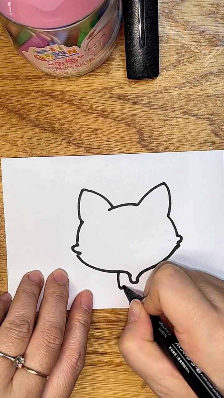 轻松画出可爱的动物卡通简笔画