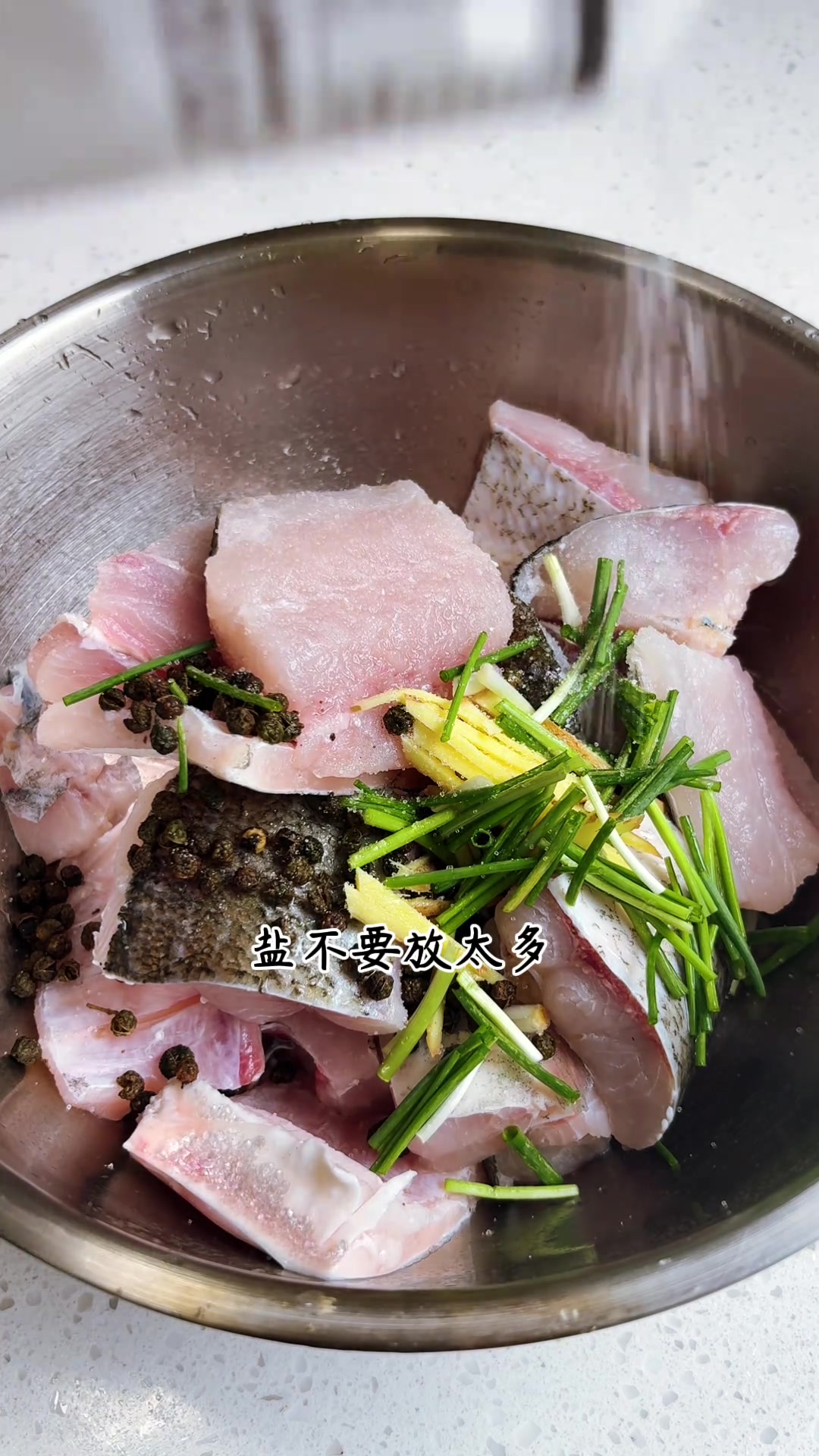 湖南麻辣鱼块鲜香过瘾，追剧必备零食，长沙
