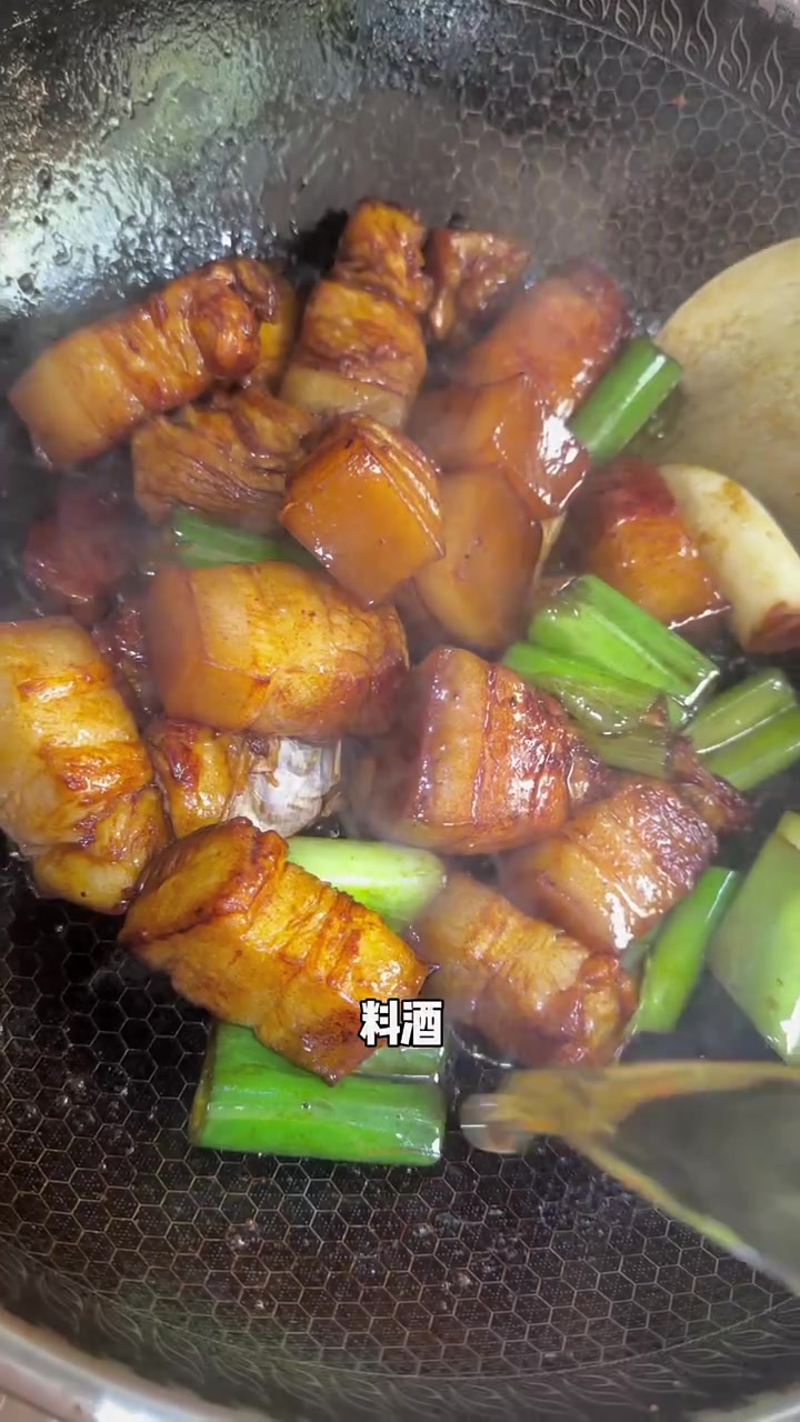 左下角小黄车里有同款屋头红烧糖色 做菜常用 好吃不贵 家中常备#喜爱度激励计划 #快成长计
