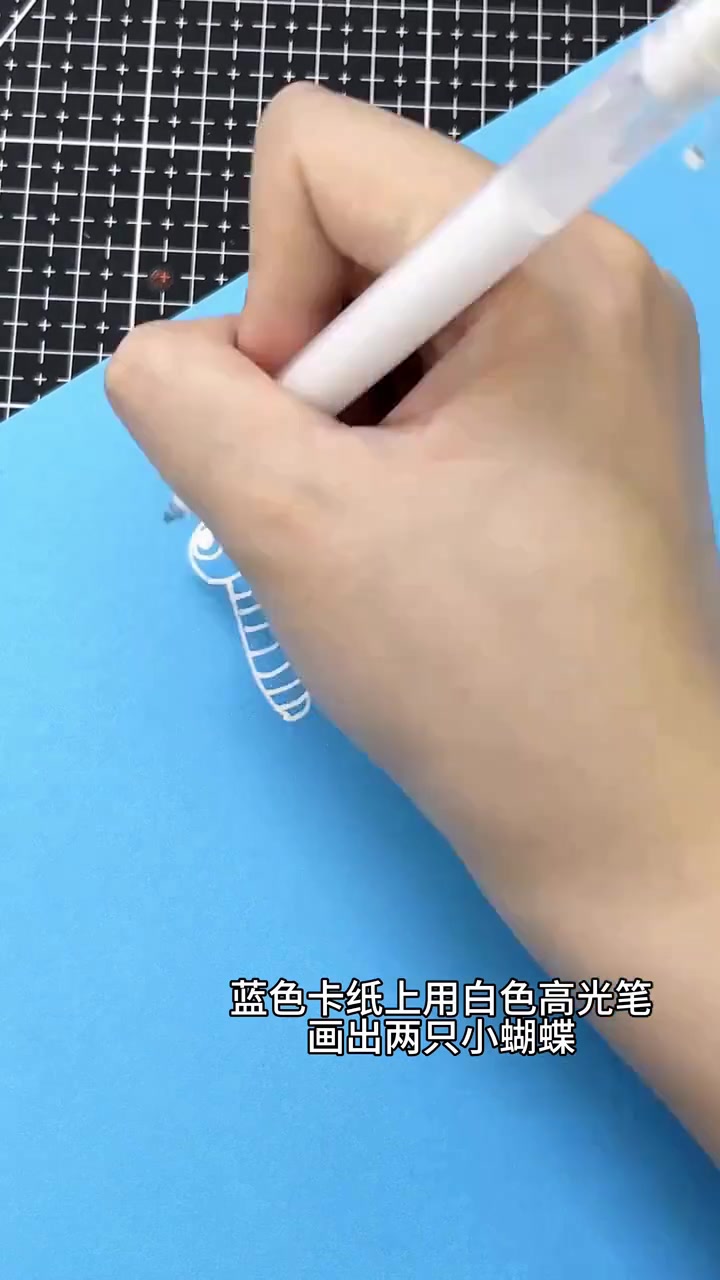 立体青花瓷这样画,零基础也能学会
