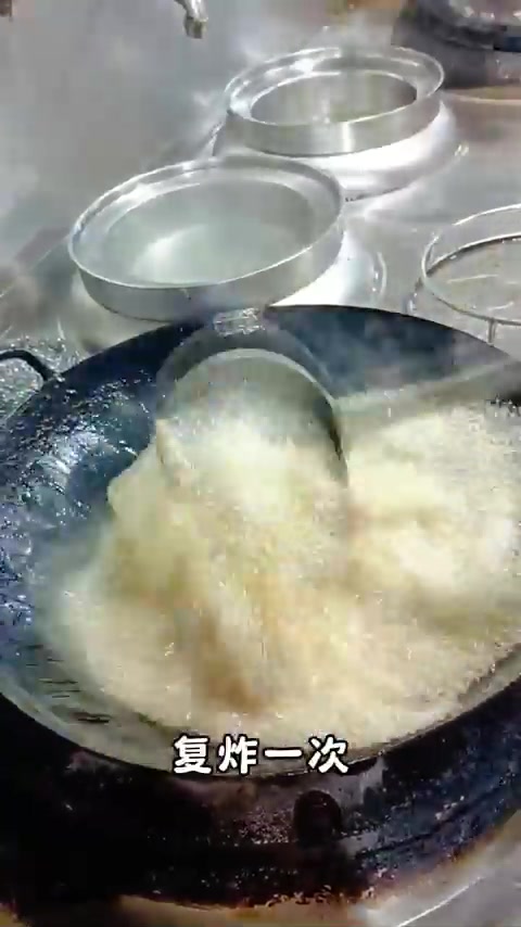 孜然羊肉：比羊肉串还好吃，外酥里嫩孜然味浓
