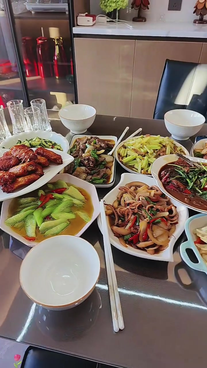 薄酒淡菜已备好