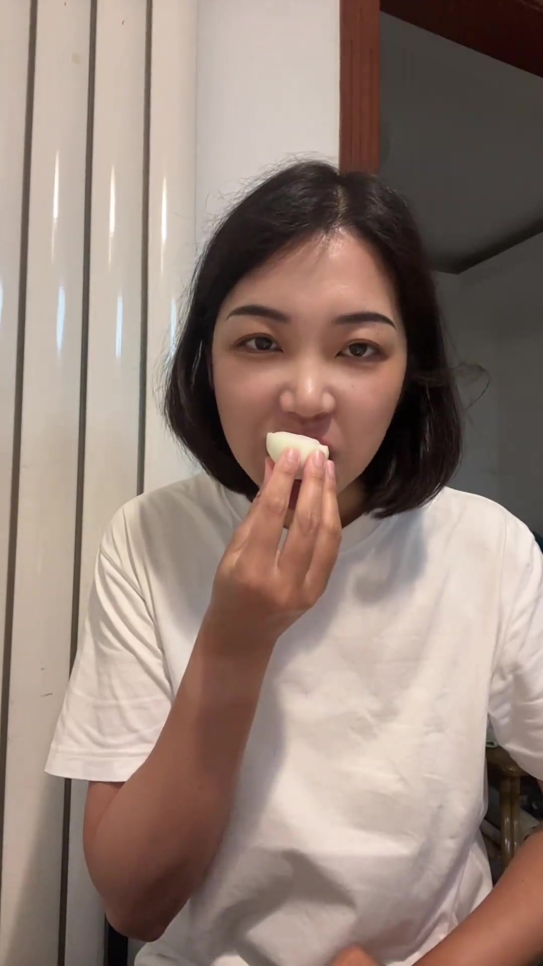 还主动买饭团拍素材