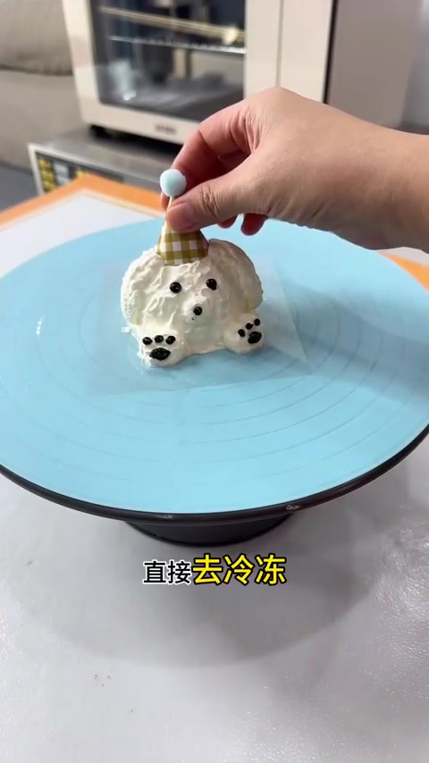 蓝色六寸小狗蛋糕，用什么色素调色