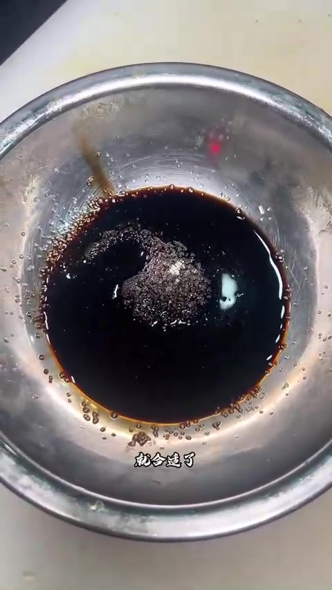 挑战川渝100道特色菜：重庆版鱼香肉丝