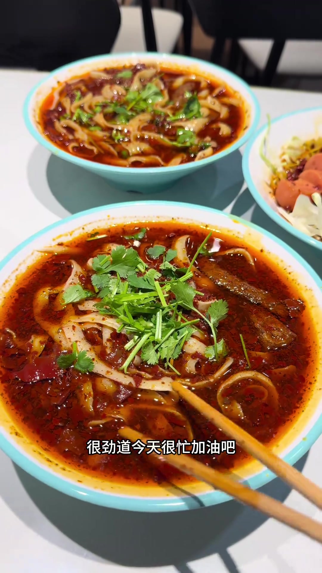 现削现煮劲道美味,鸡西刀削面出餐快,上海餐饮创业推荐