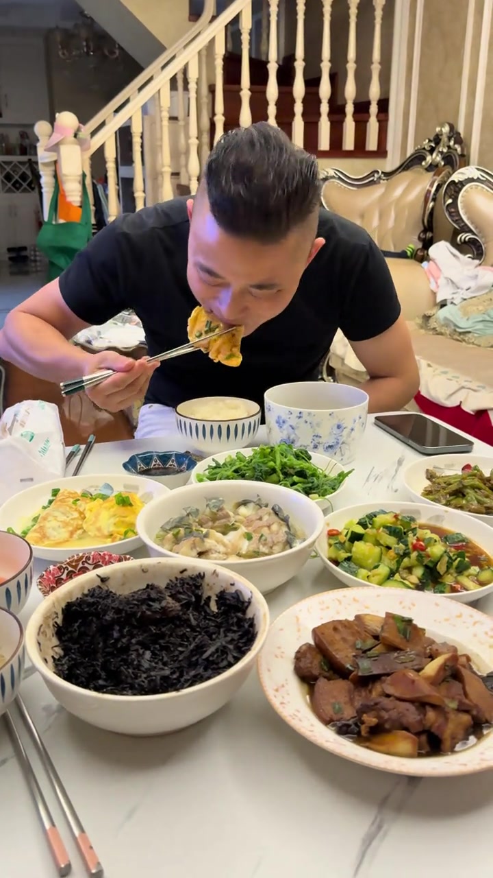 干菜汤喝出黄酒味，绍兴人不会品老酒？
