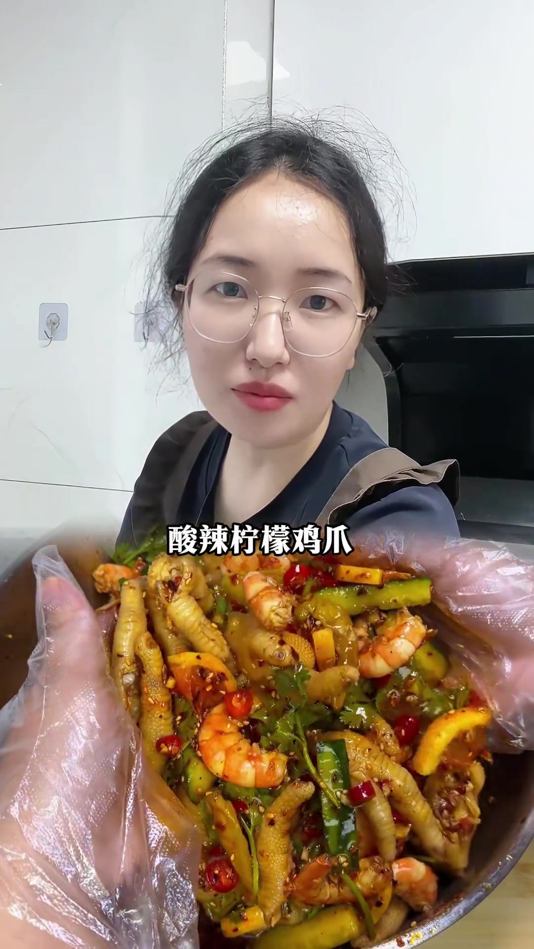 雪碧柠檬鸡爪虾，夏日凉拌菜百吃不厌