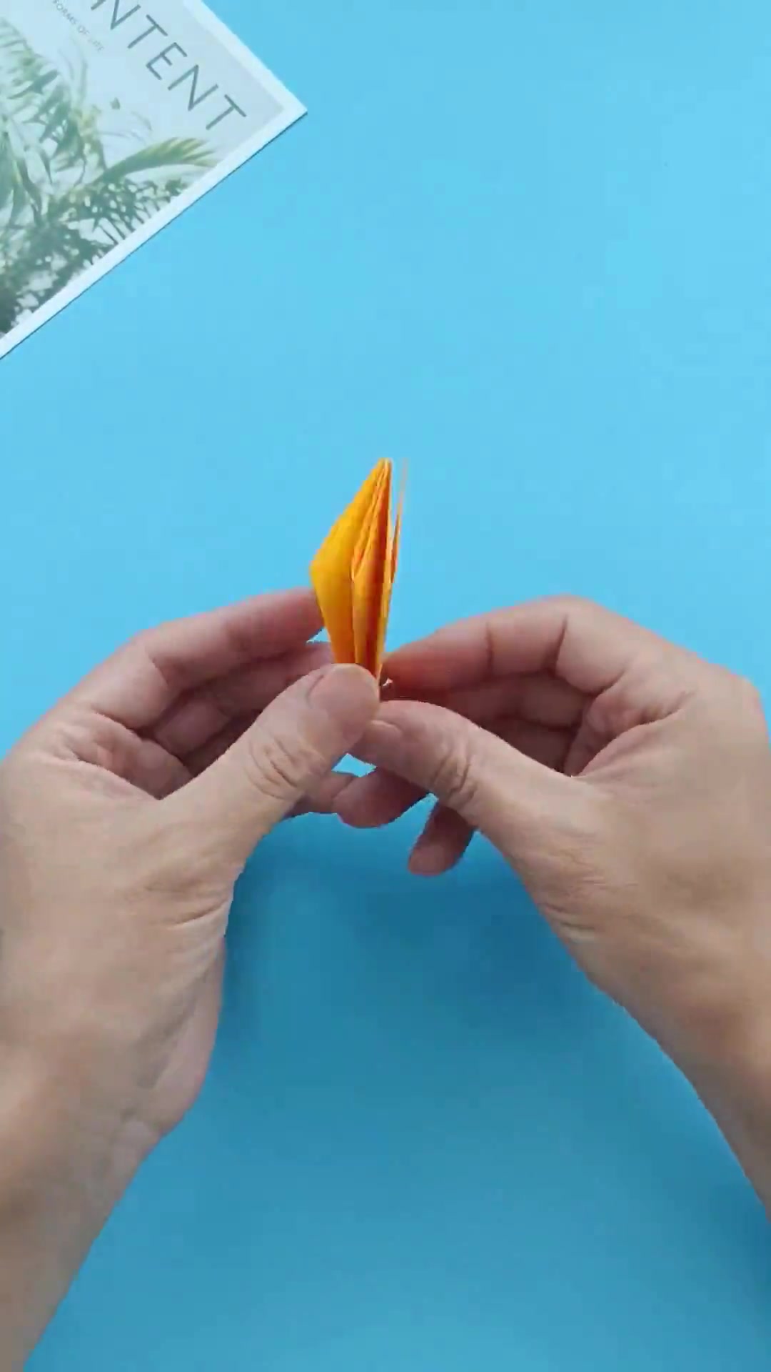 立体五角星折纸方法,手工叠一个漂亮的星星