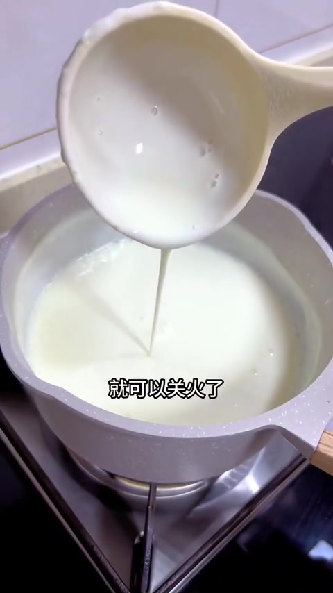 夏天来了,牛奶小布丁给孩子安排起来,可好吃了!