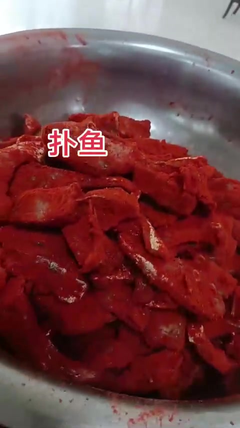 又在忙碌，做扑鱼