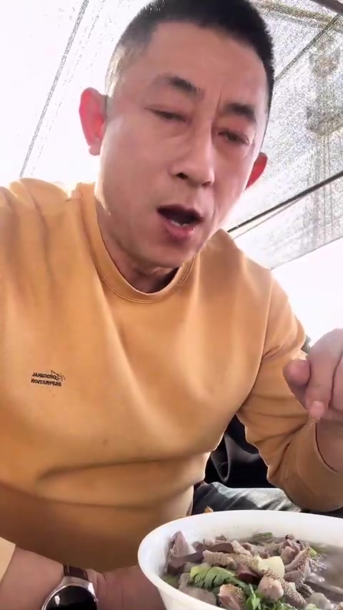 农村大集羊肉汤好接地气