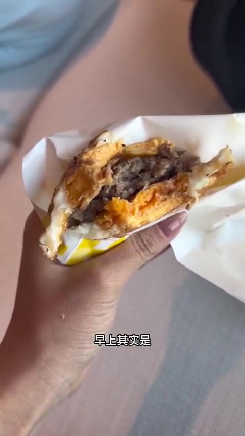 减肥日|双蛋牛肉堡、肯德基汉堡、红薯