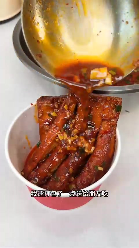 在家复刻湖南街边小吃麻辣豆腐干，麻辣干香，特别入味