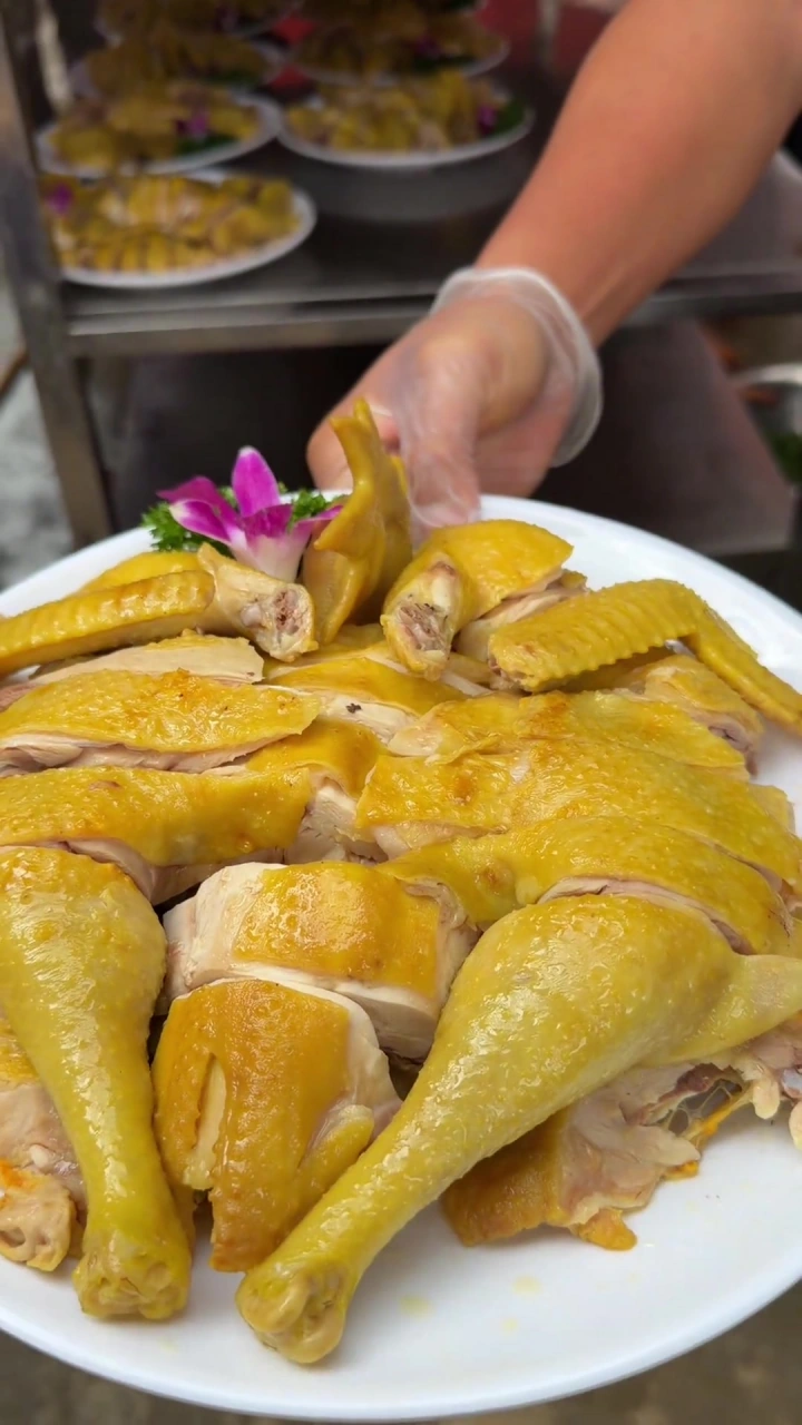 石龙老乡看过来，带你瞧瞧农村酒席菜谱与广西扣肉