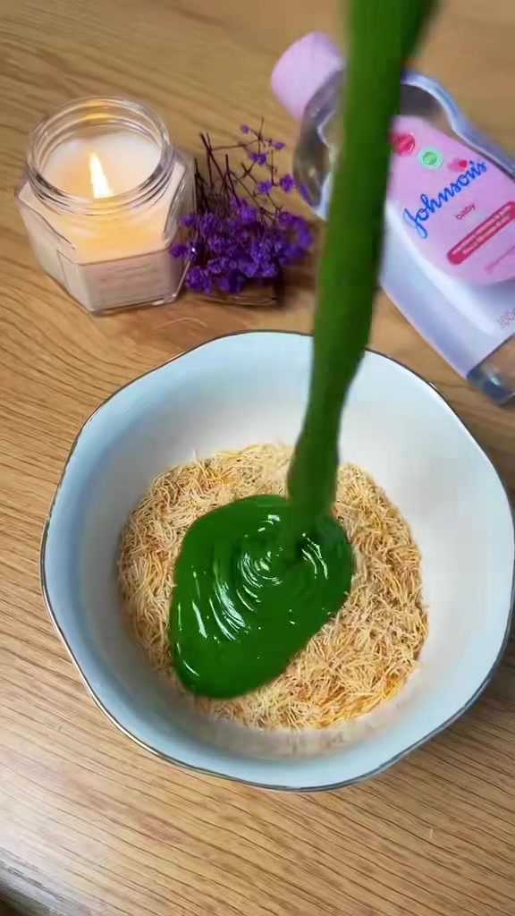 自制紫色迪拜巧克力教程，甜品美食DIY
