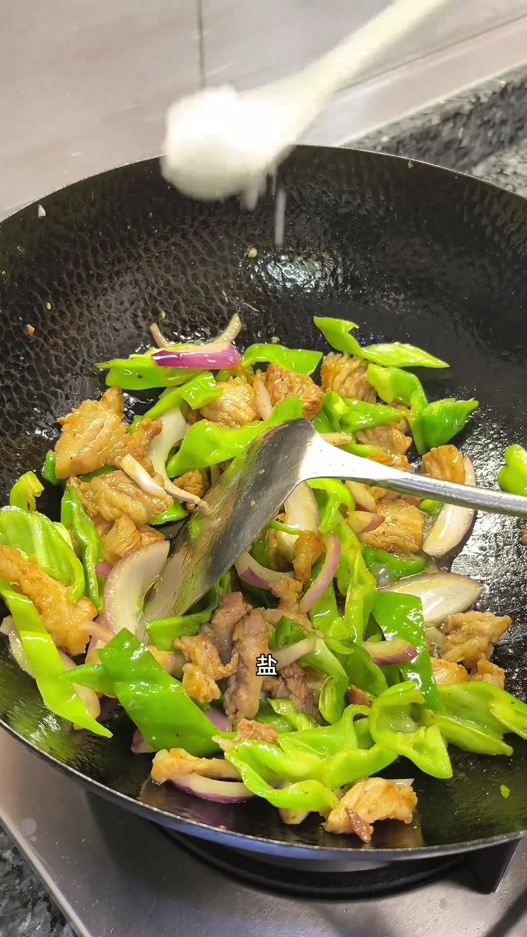 广东东莞一家四口家常菜,平凡日子把爱意融进一日三餐