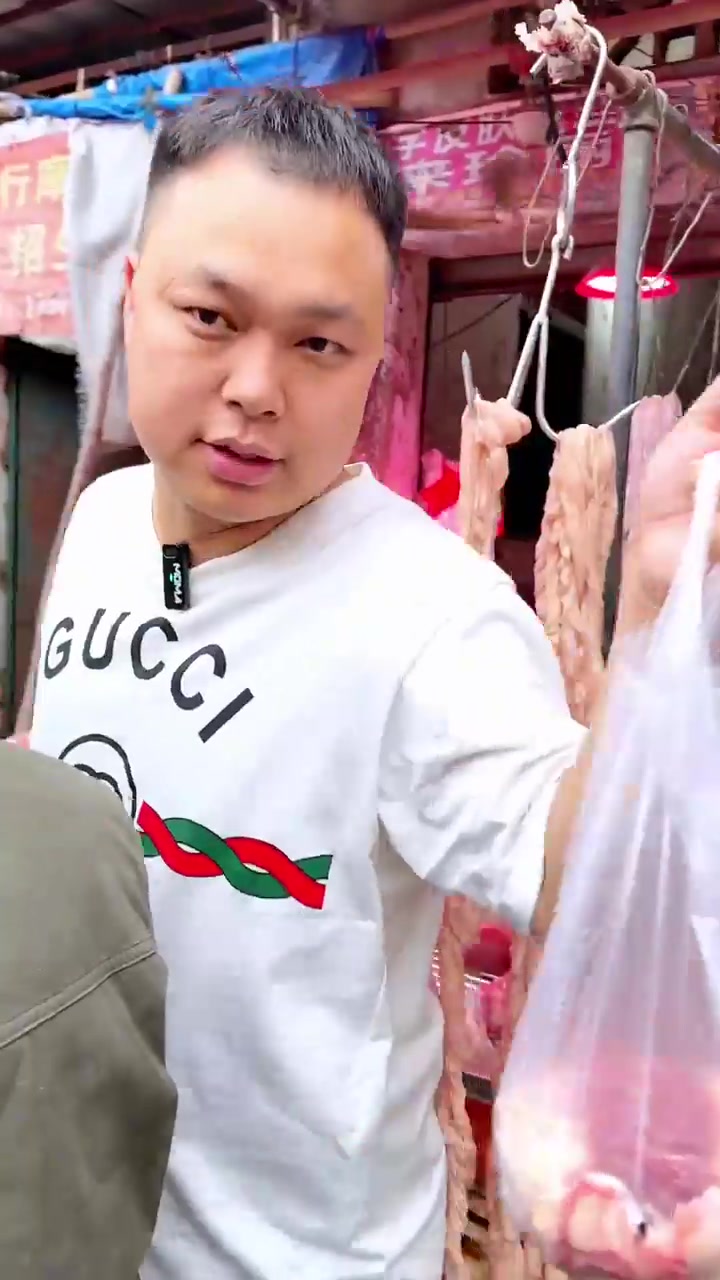 清远美食探店砍肉猪杂粥与特色烧肉