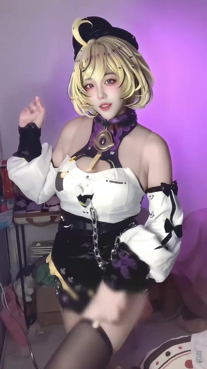 伊德海莉cos，章鱼娘来啦