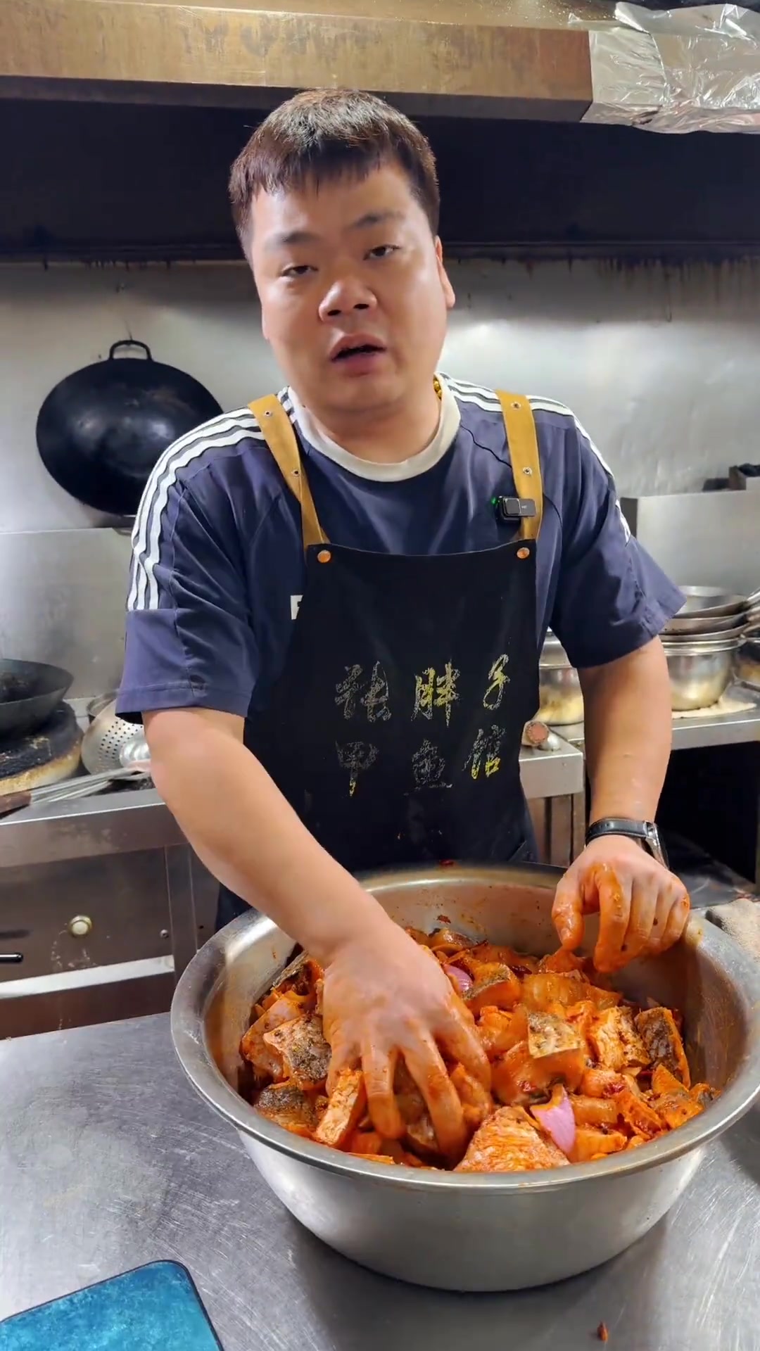湖北有名的武昌鱼，吃法有出众的糍粑腌、爆腌、风干