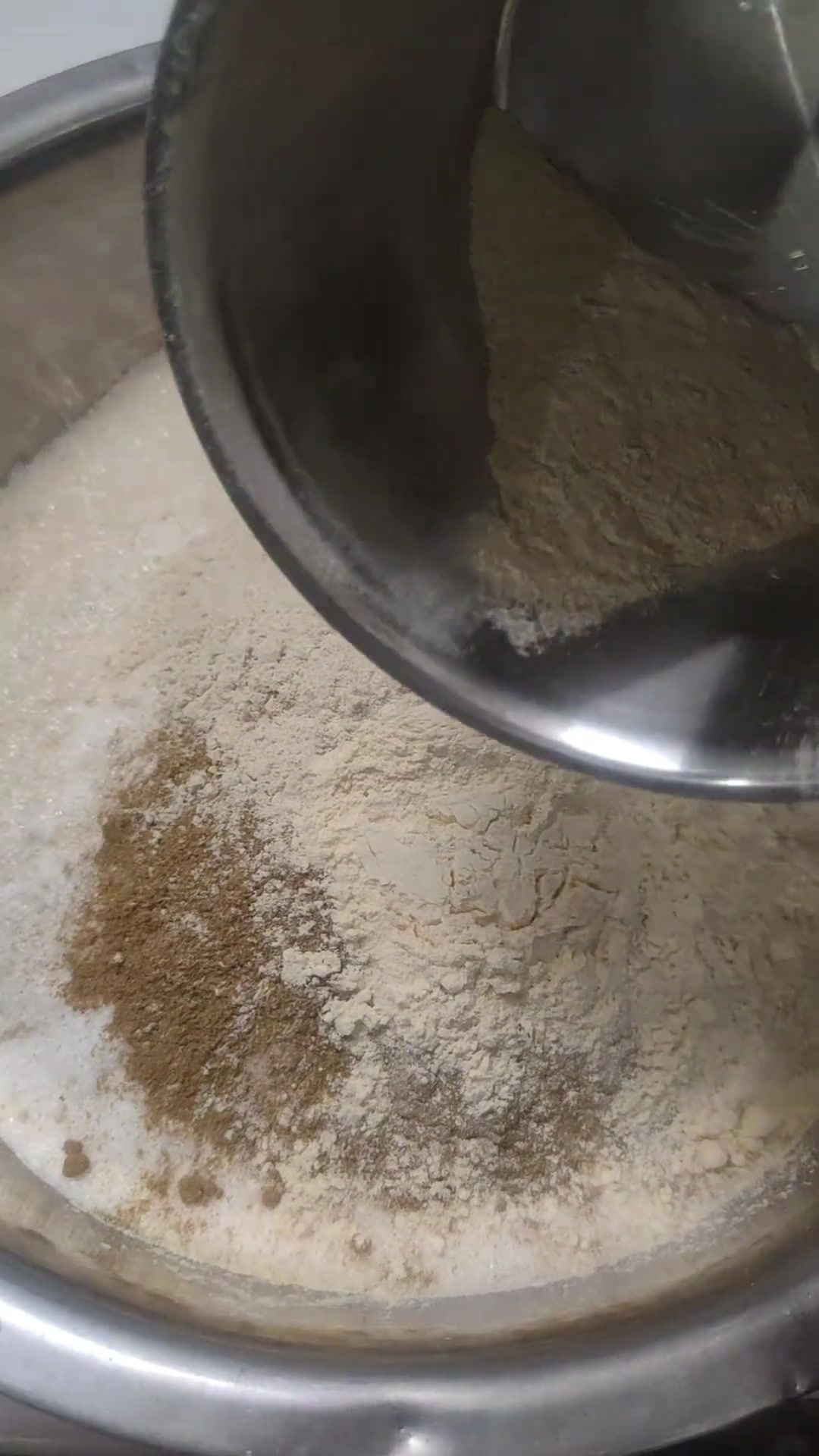 广式烧腊：烧鸭烧鹅肚料配方分享
