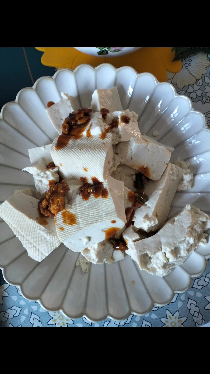 东北酸汤子、大豆腐蘸酱，美味一绝