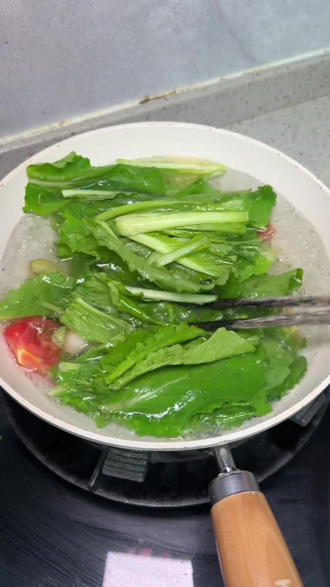 鸡血粉丝白菜汤，贵州水煮菜蘸糊辣椒蘸水太香了，快试试