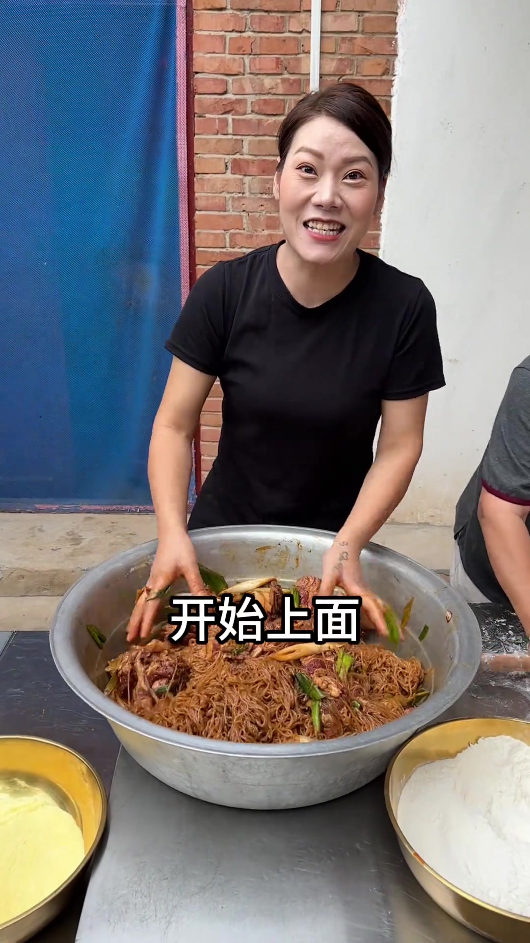 地道河南乡村特色美食，洛宁蒸肉做法