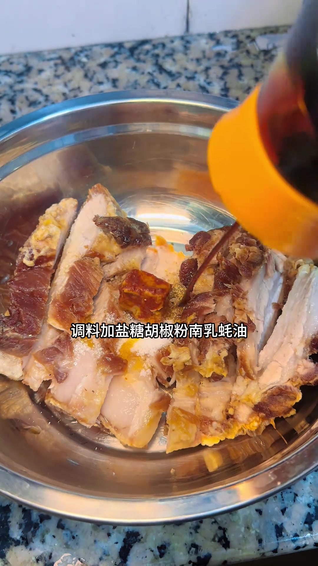 广东出租房生活，一家三口深圳打工日常，今晚做扣肉