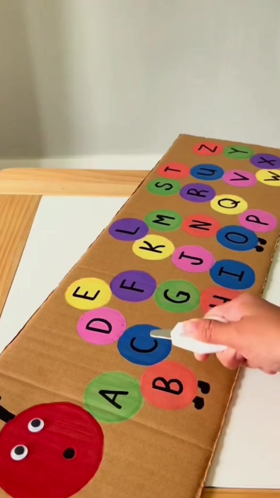 手工制作字母配对玩具幼儿学认字母