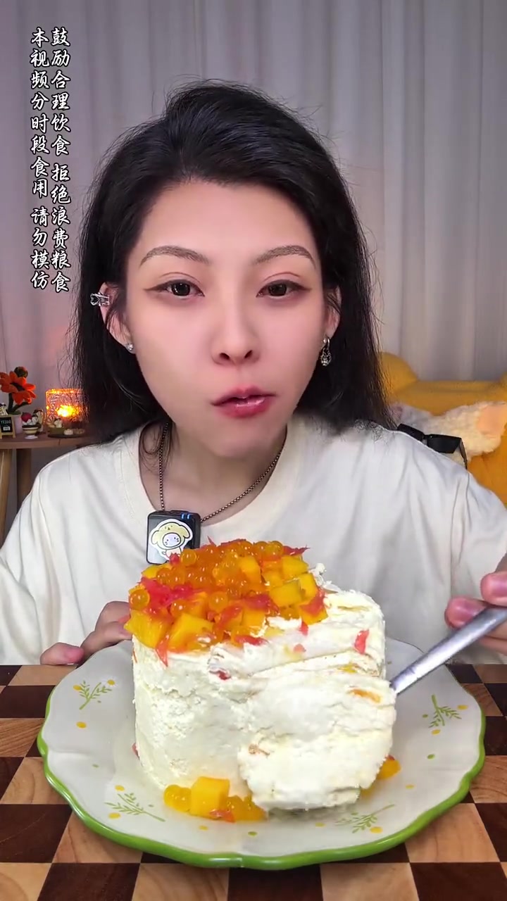 芒果小蛋糕，香香软软超甜！