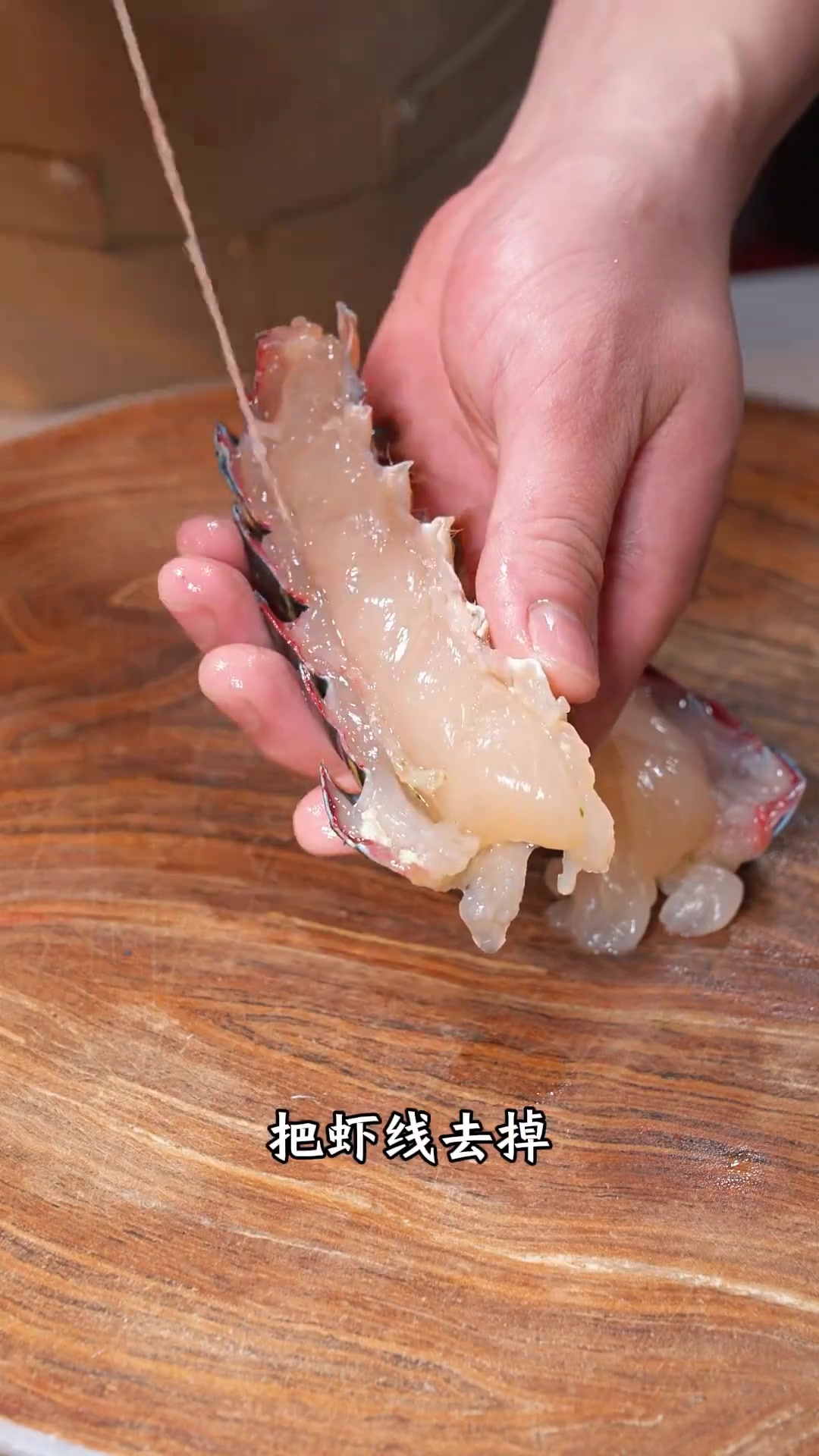 幸福的感觉就藏在这盘美味的波士顿龙虾中