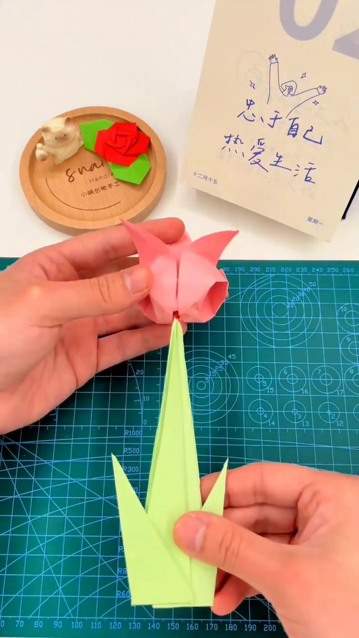 折纸郁金香，立春将至，折朵郁金香迎春日