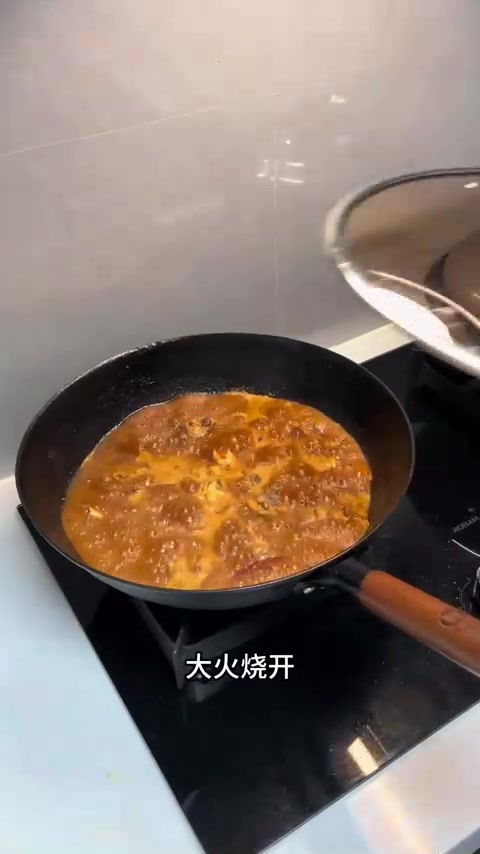 有一个会做饭的老公超级幸福，辣子鸡拌面超级好吃