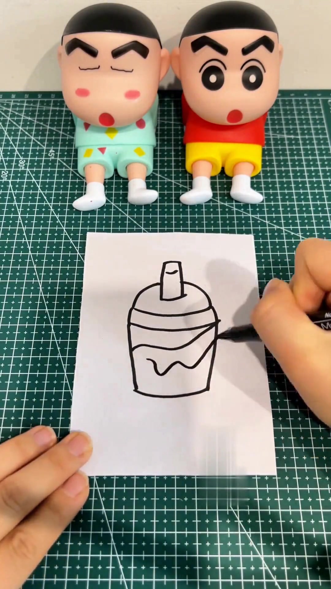 快来一起画这个奶茶表情包吧