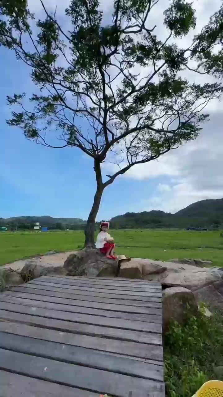 大白鹅小可爱，炎炎夏日甜甜的瓜