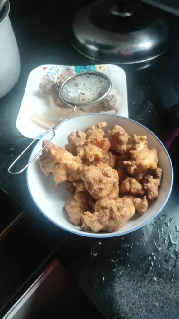 家常油炸酥肉制作过程全程详细展示