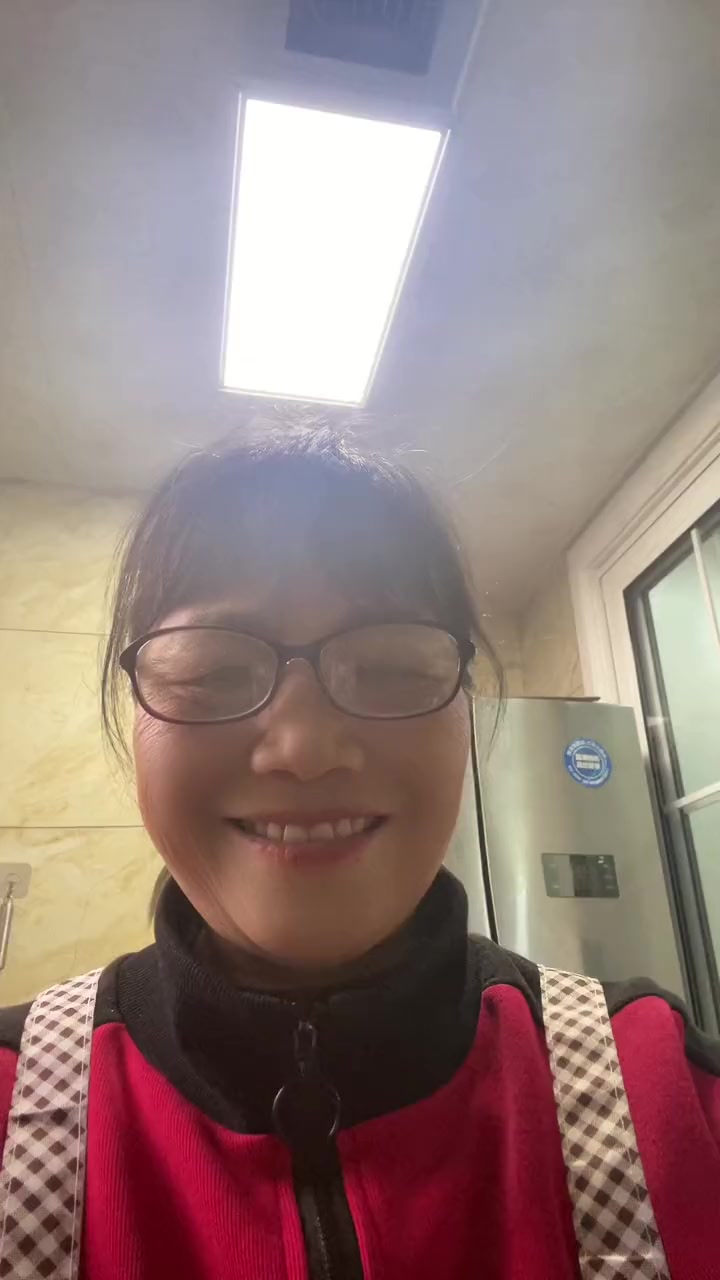 纯手工制作年糕，祝愿大吉年年发大财