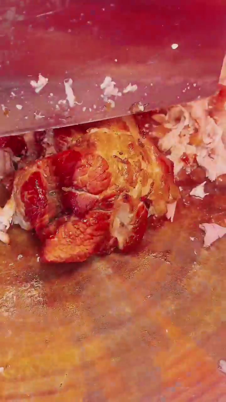 顺平特色烧饼熏肉，吃起来没够！