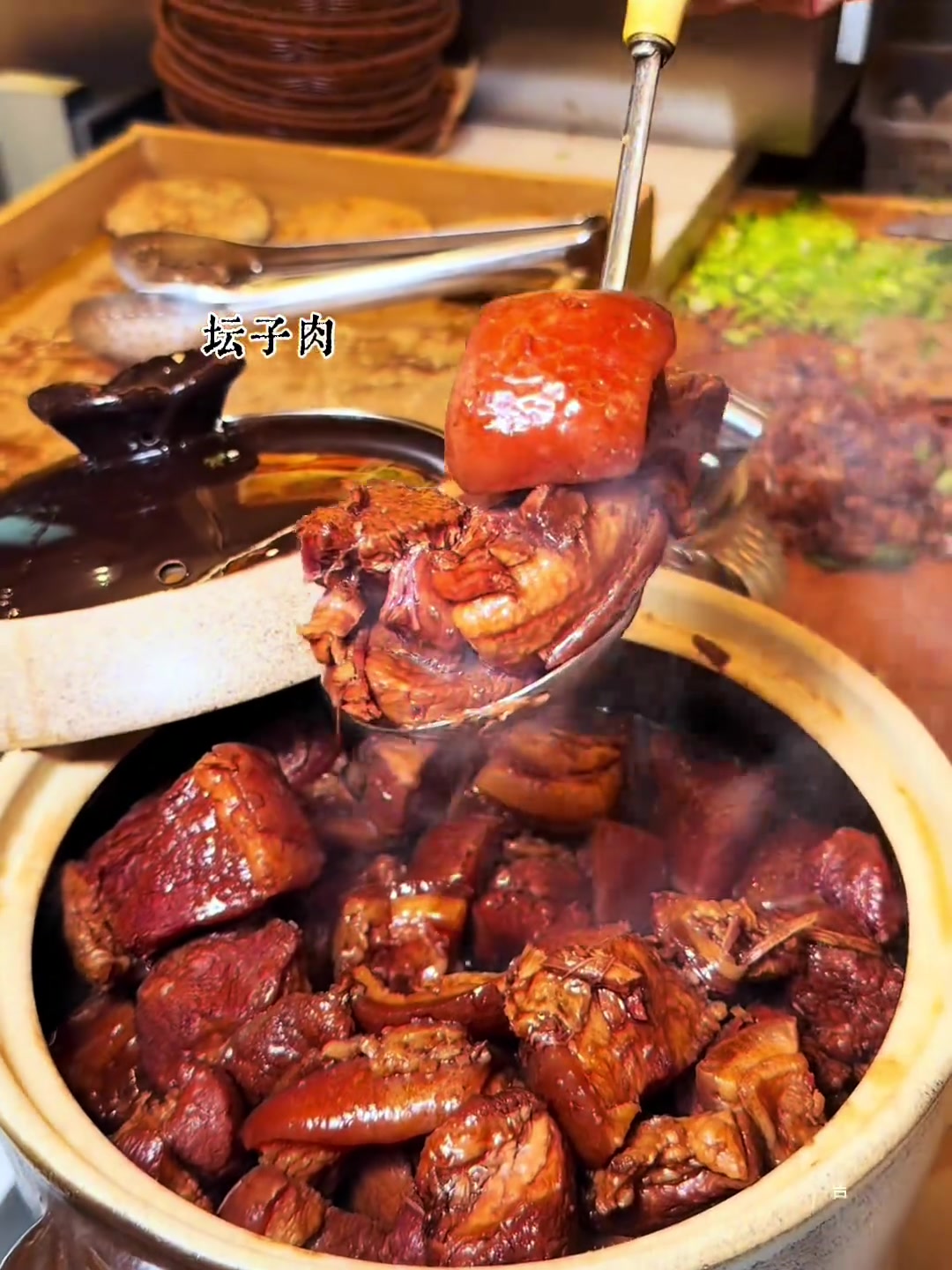 大馋丫头打卡河西美食，老北京烧饼夹肉太香啦！